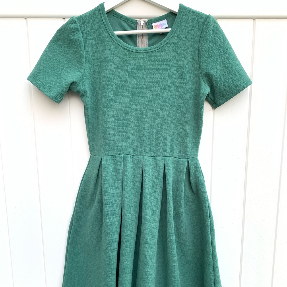 Short-Sleeve Green Fit & Flare Dress - Small